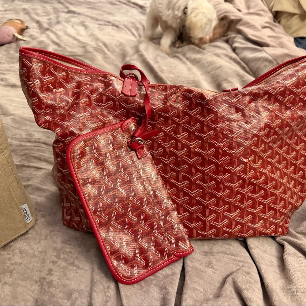 Red Designer-Pattern Tote with Matching Pouch